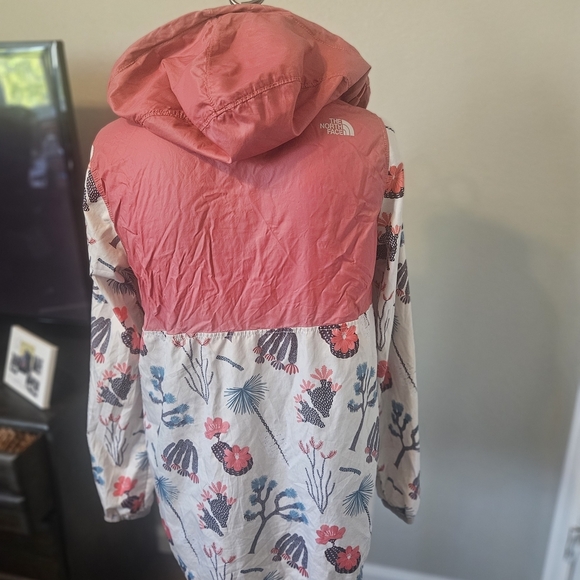 The North Face Coral Jacket - Picture 3 of 4